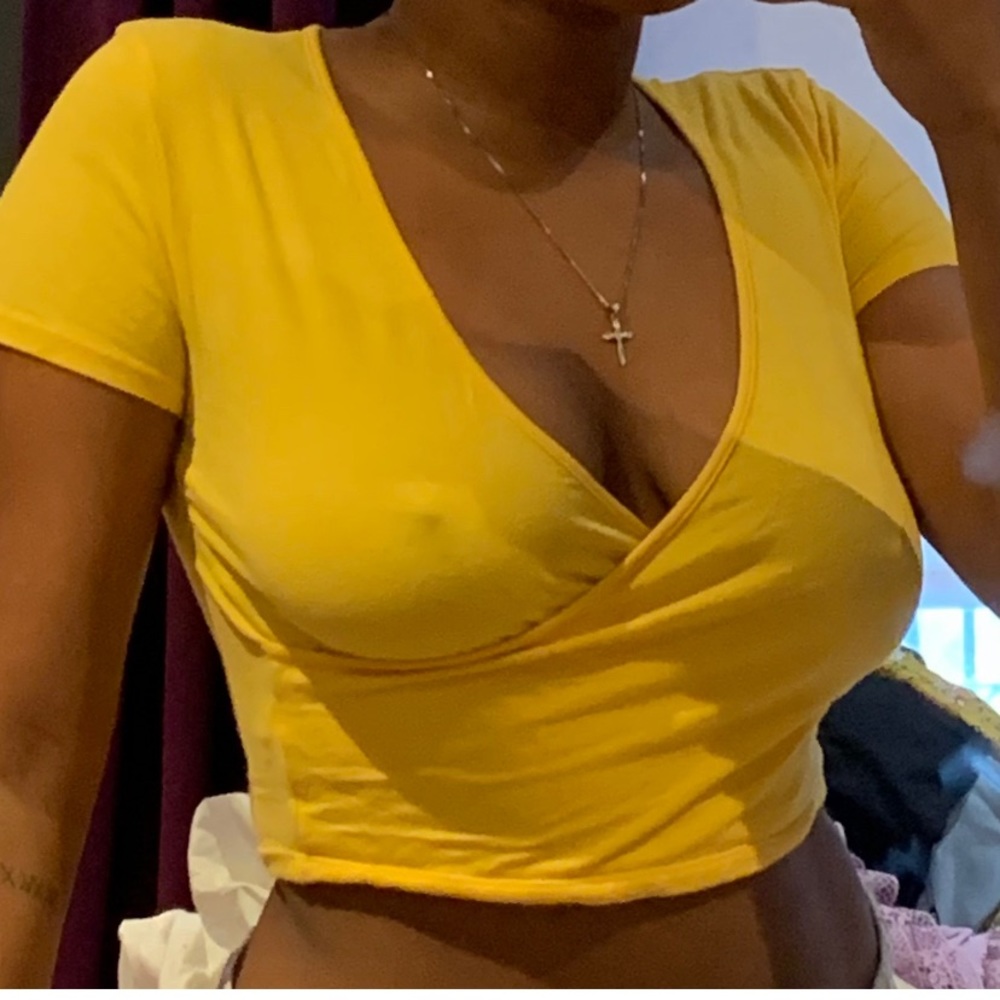 Cross open yellow Croptop
